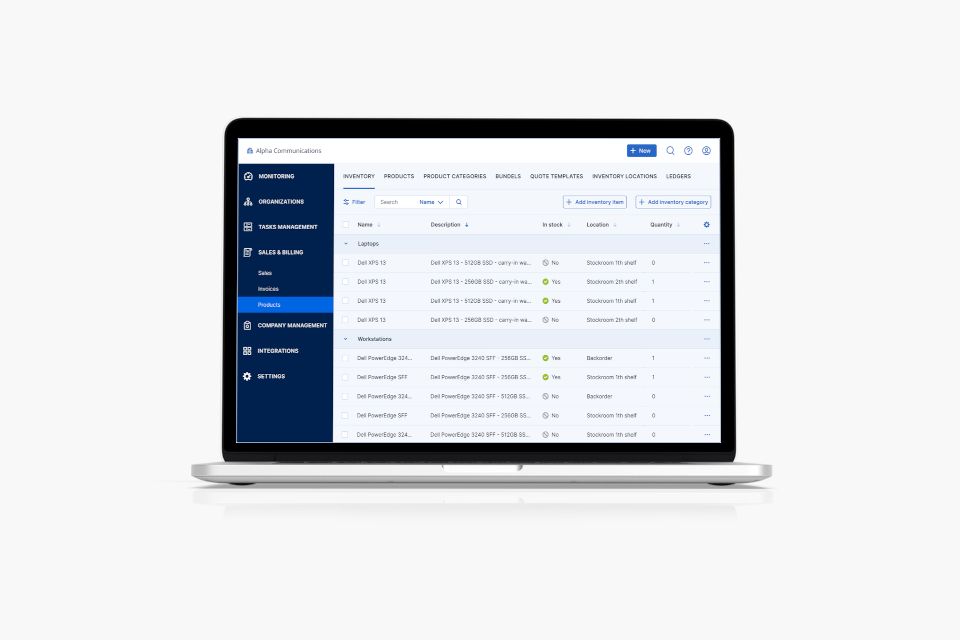 Laptop mit geöffnetem Acronis-Dashboard